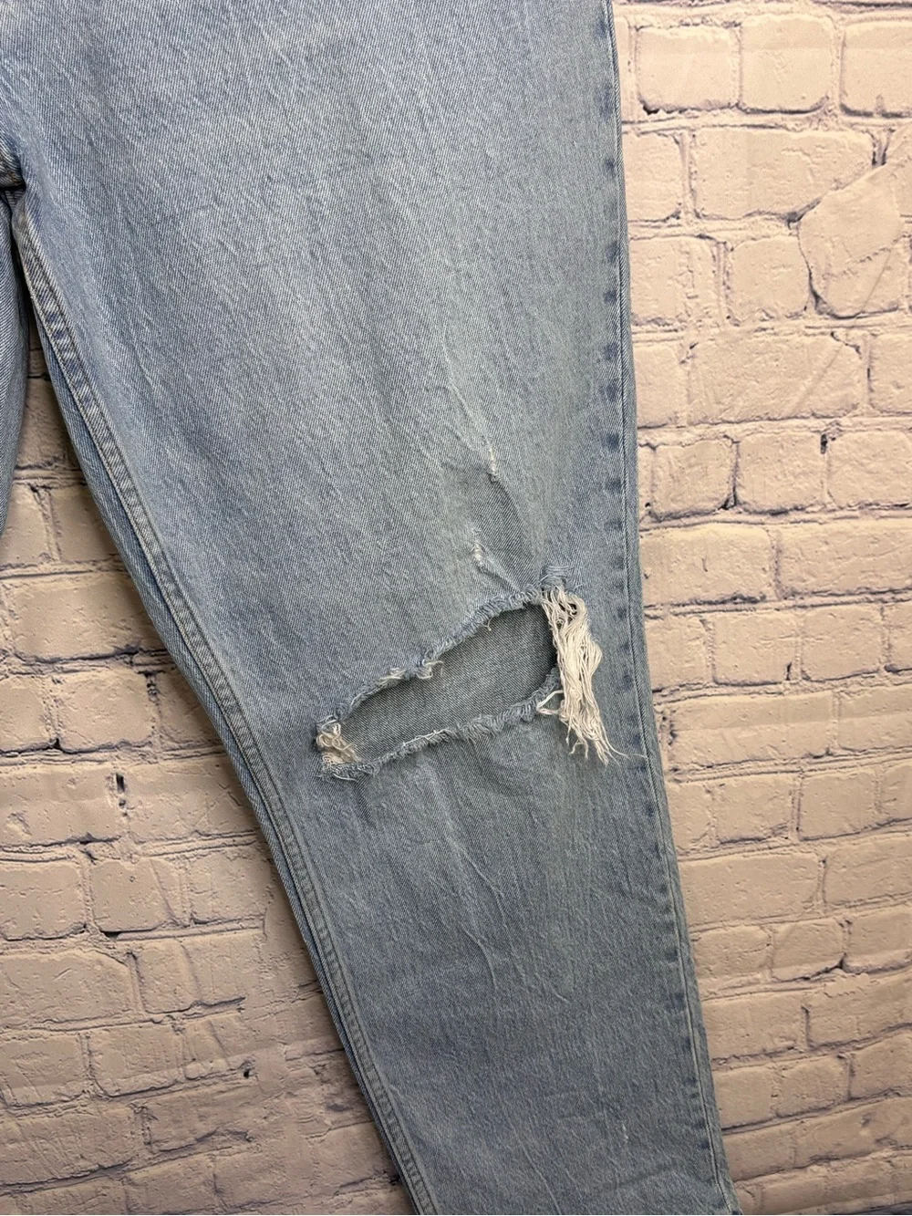 Abercrombie Curve Love Classic Boho High Rise 90s Relaxed Light Wash Jeans 32/14